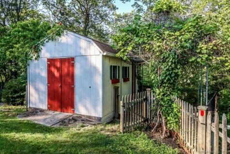24 Bullet Hill Road Danbury CT 06811