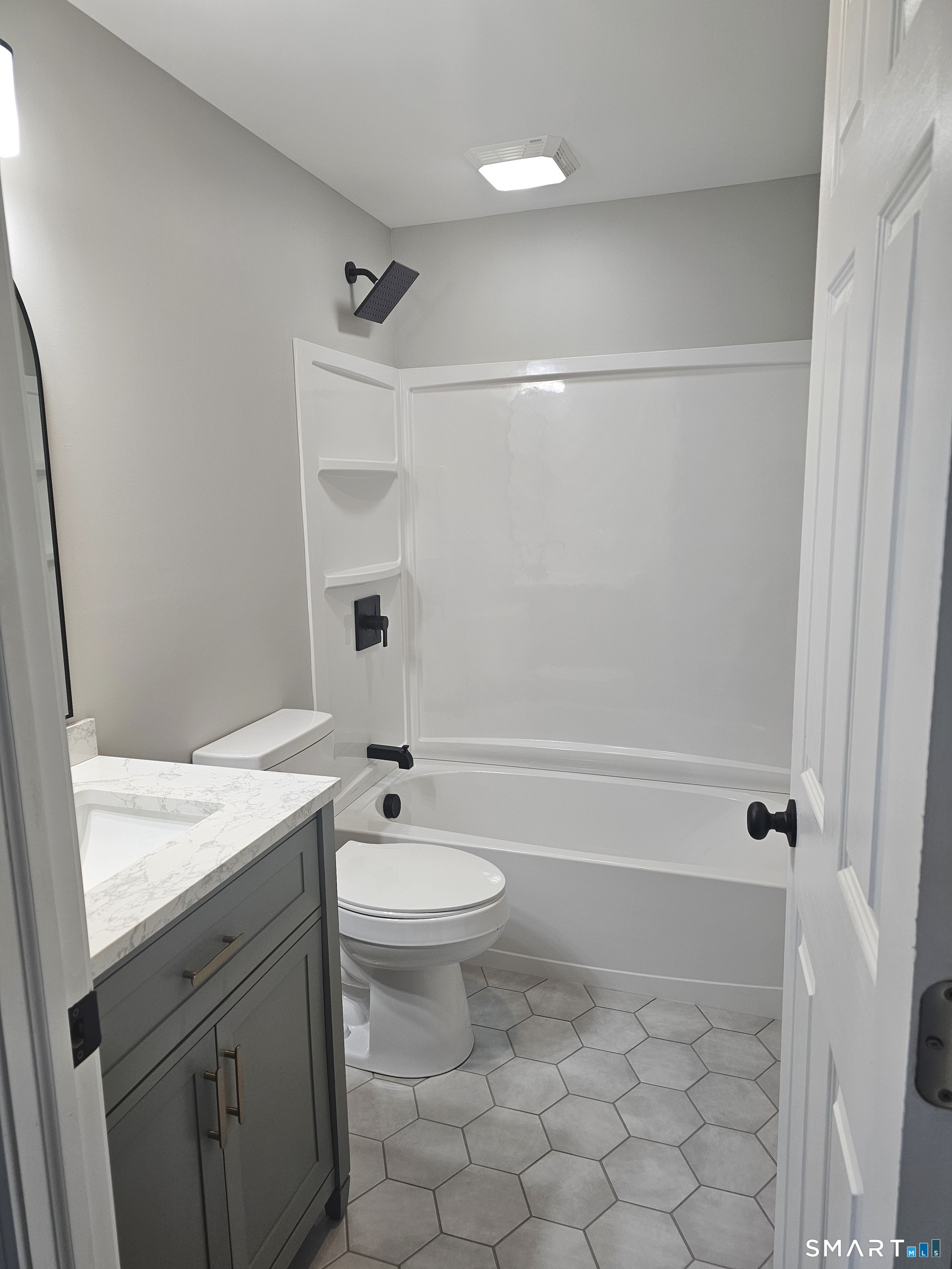 43 Hale Haven Court Montville CT 06382