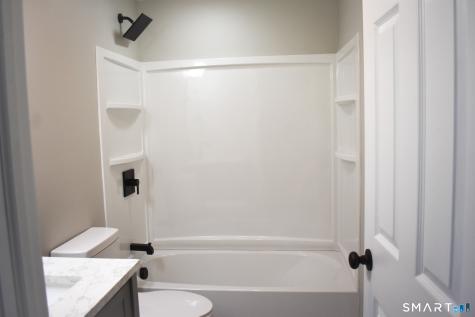 43 Hale Haven Court Montville CT 06382