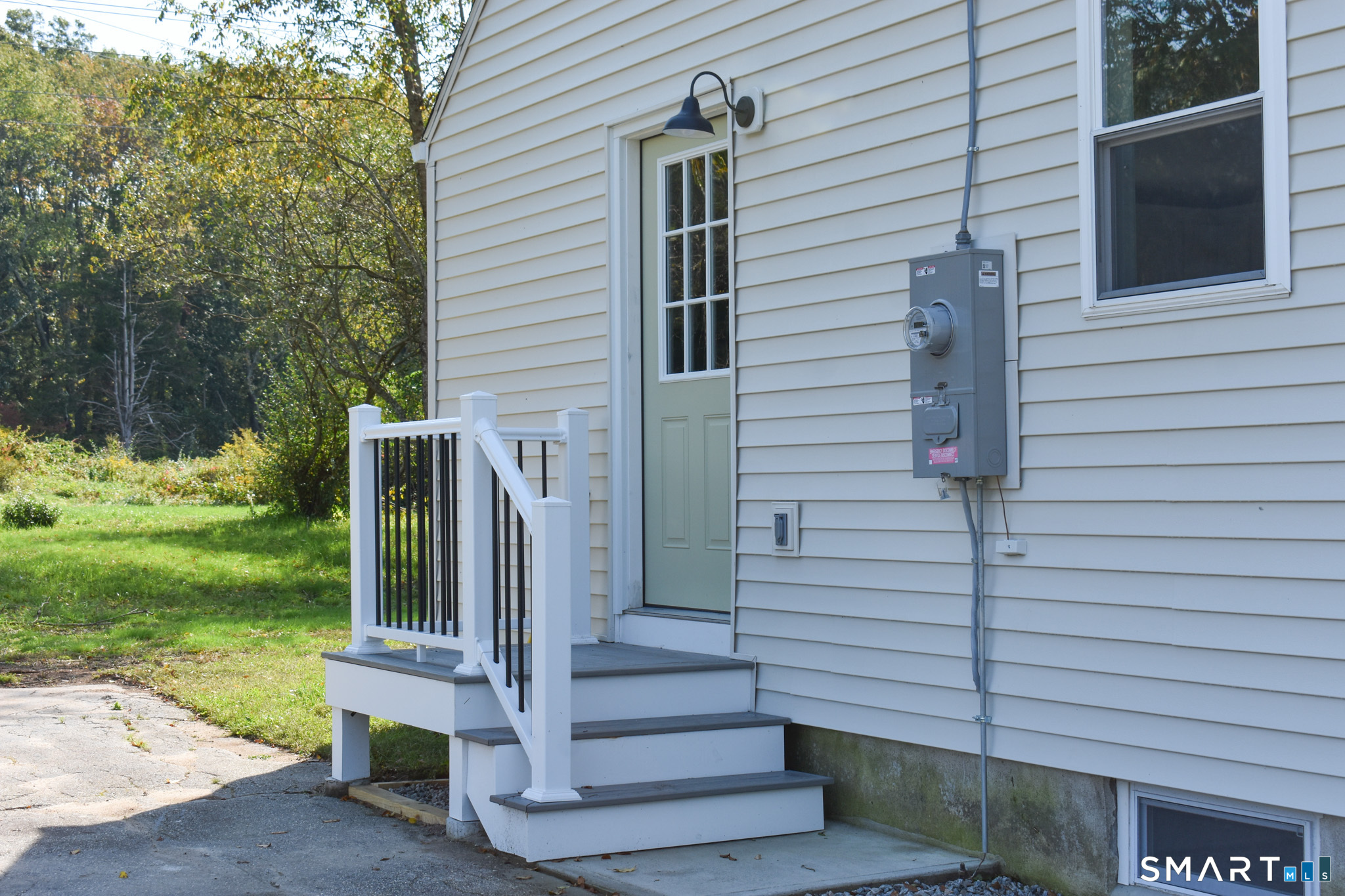 43 Hale Haven Court Montville CT 06382