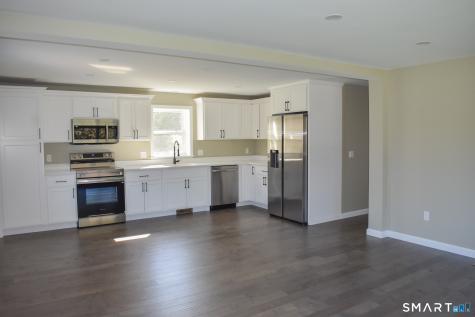 43 Hale Haven Court Montville CT 06382