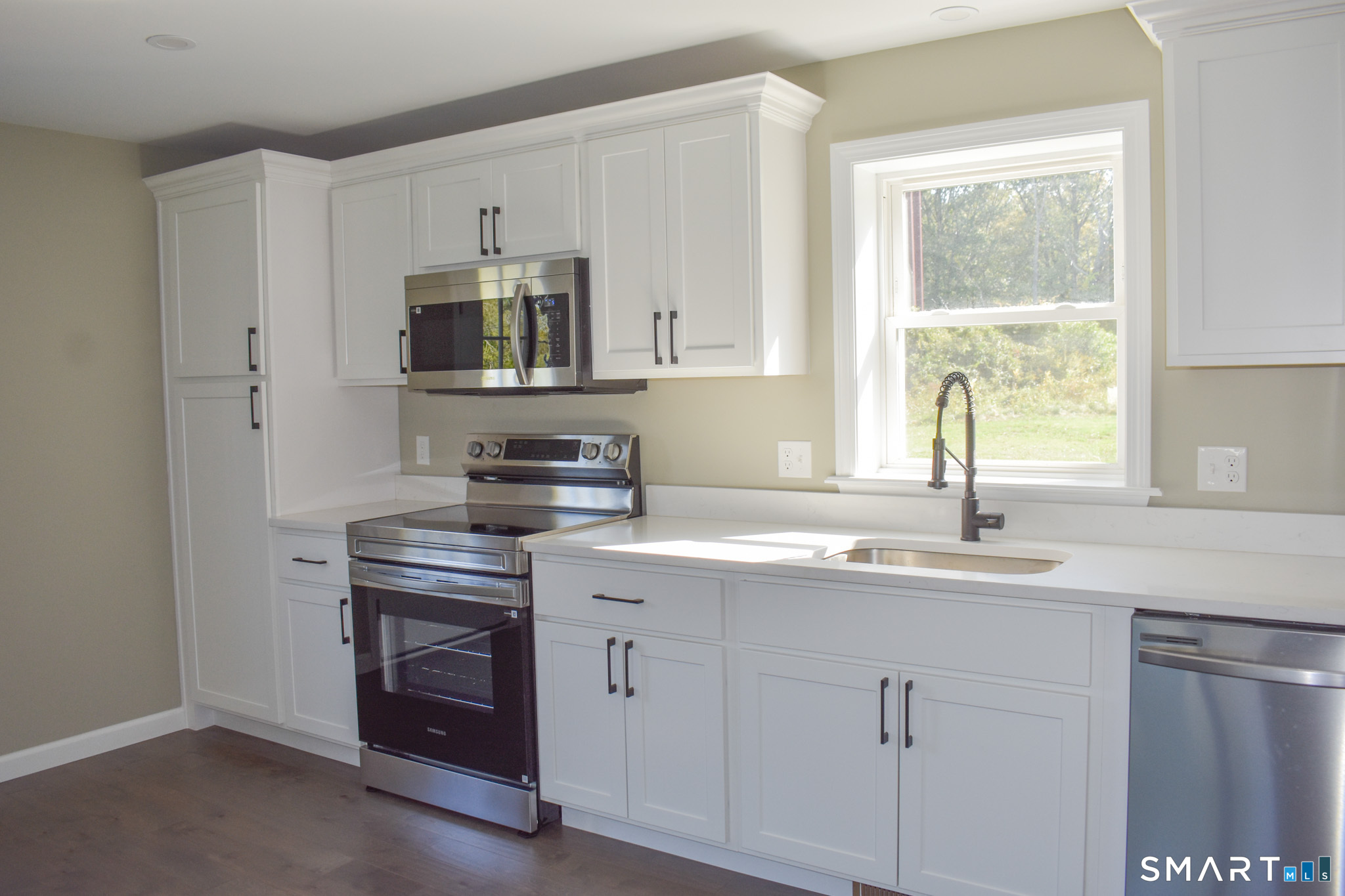 43 Hale Haven Court Montville CT 06382