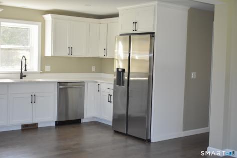 43 Hale Haven Court Montville CT 06382
