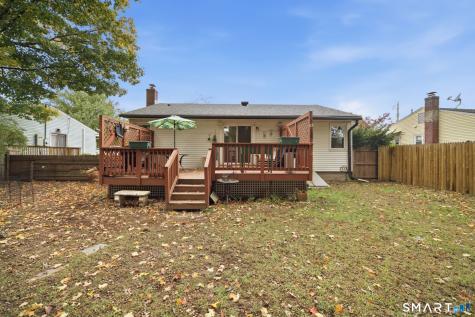 163 Roxbury Road East Hartford CT 06118