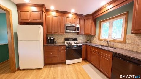 141 Constitution Street Wallingford CT 06492