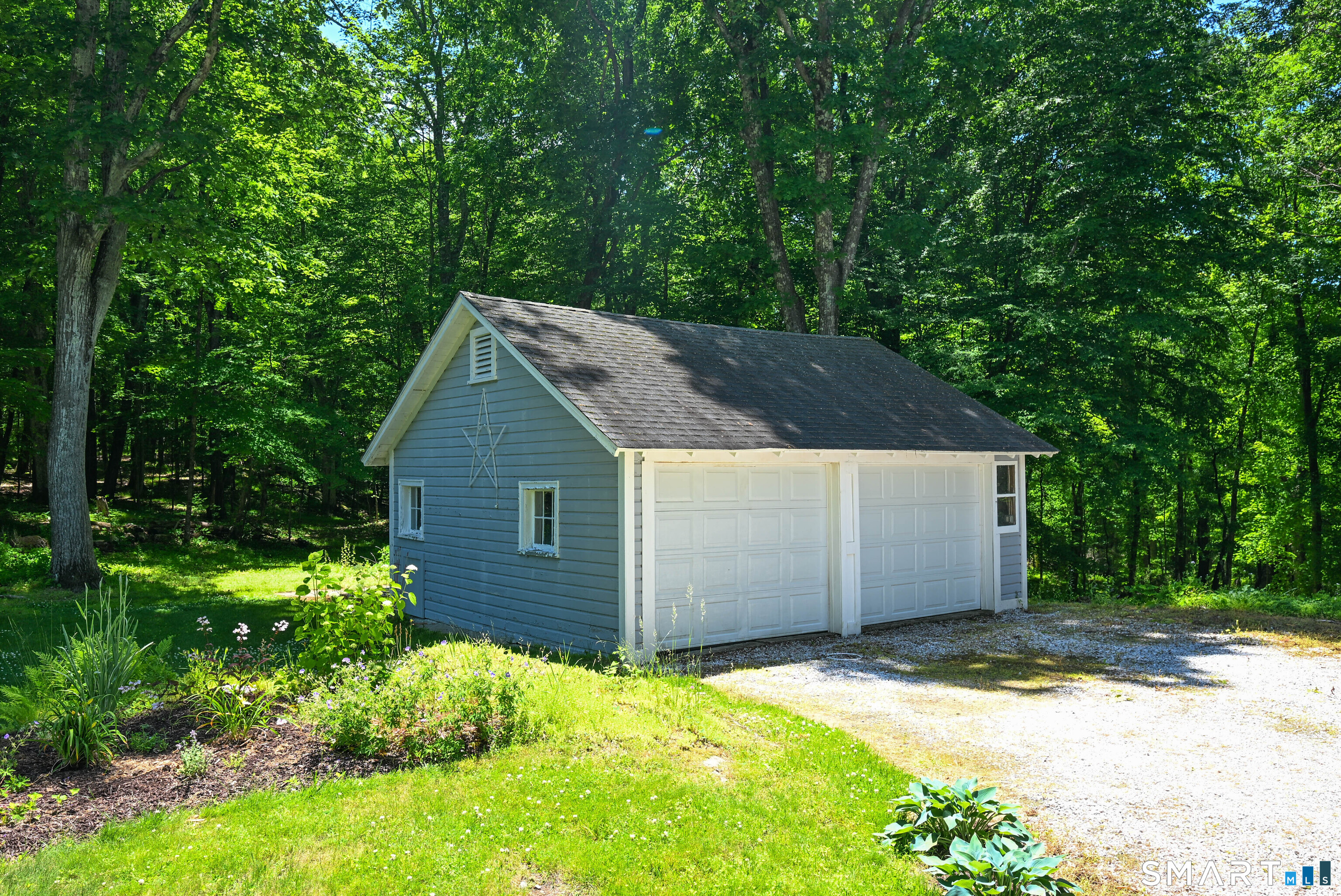 28 Rock Cut Road Bridgewater CT 06752