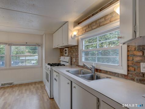 14 Hillpond Drive Mansfield CT 06268