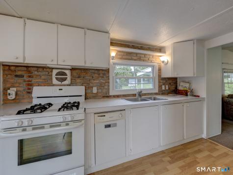 14 Hillpond Drive Mansfield CT 06268