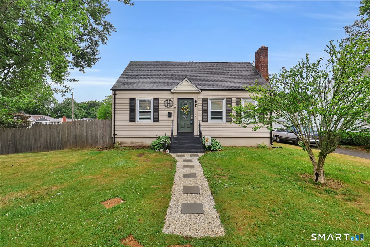 4 Robin Road Manchester CT 06042