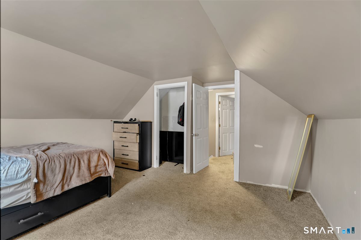4 Robin Road Manchester CT 06042
