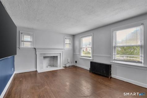 4 Robin Road Manchester CT 06042