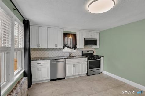 4 Robin Road Manchester CT 06042