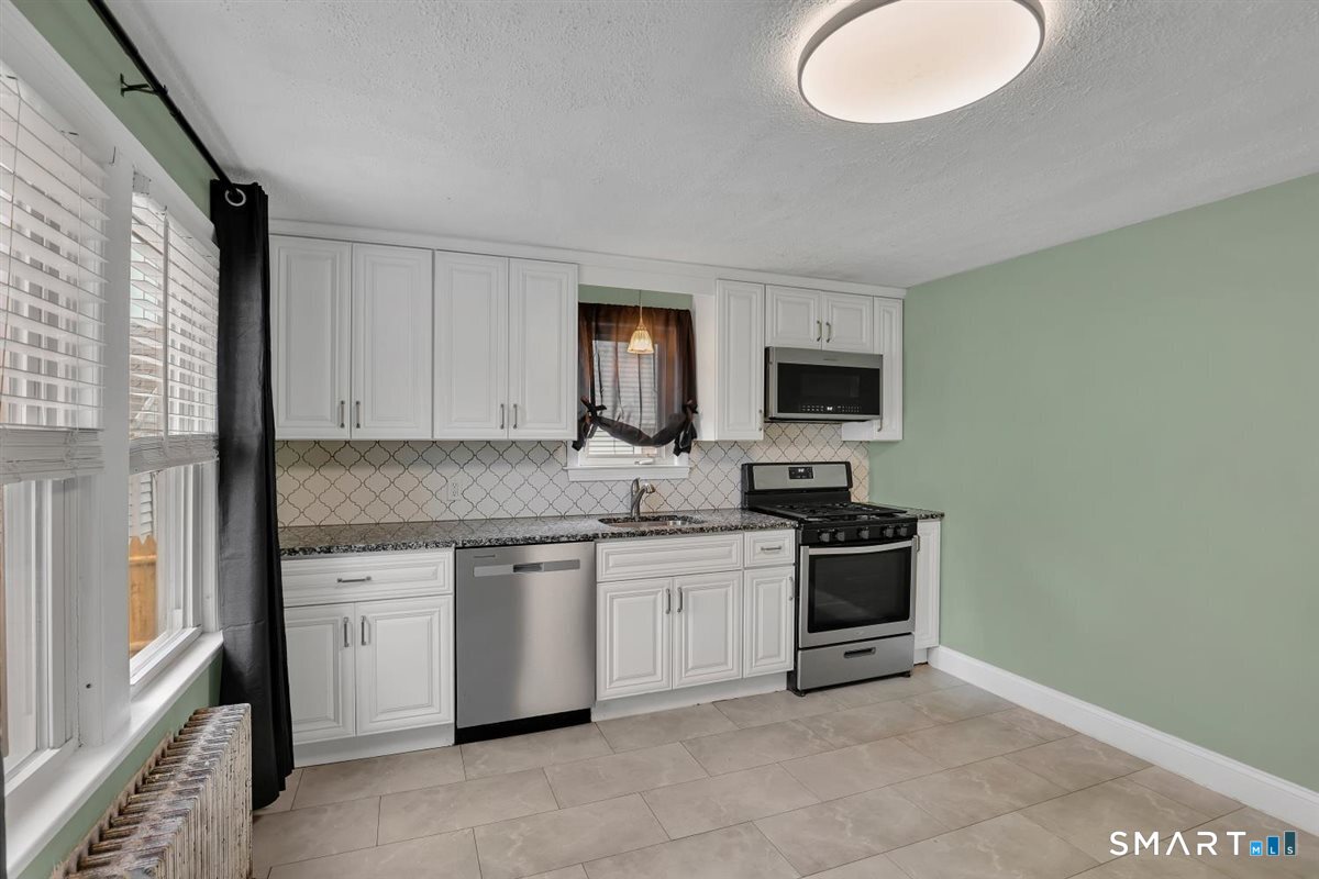 4 Robin Road Manchester CT 06042