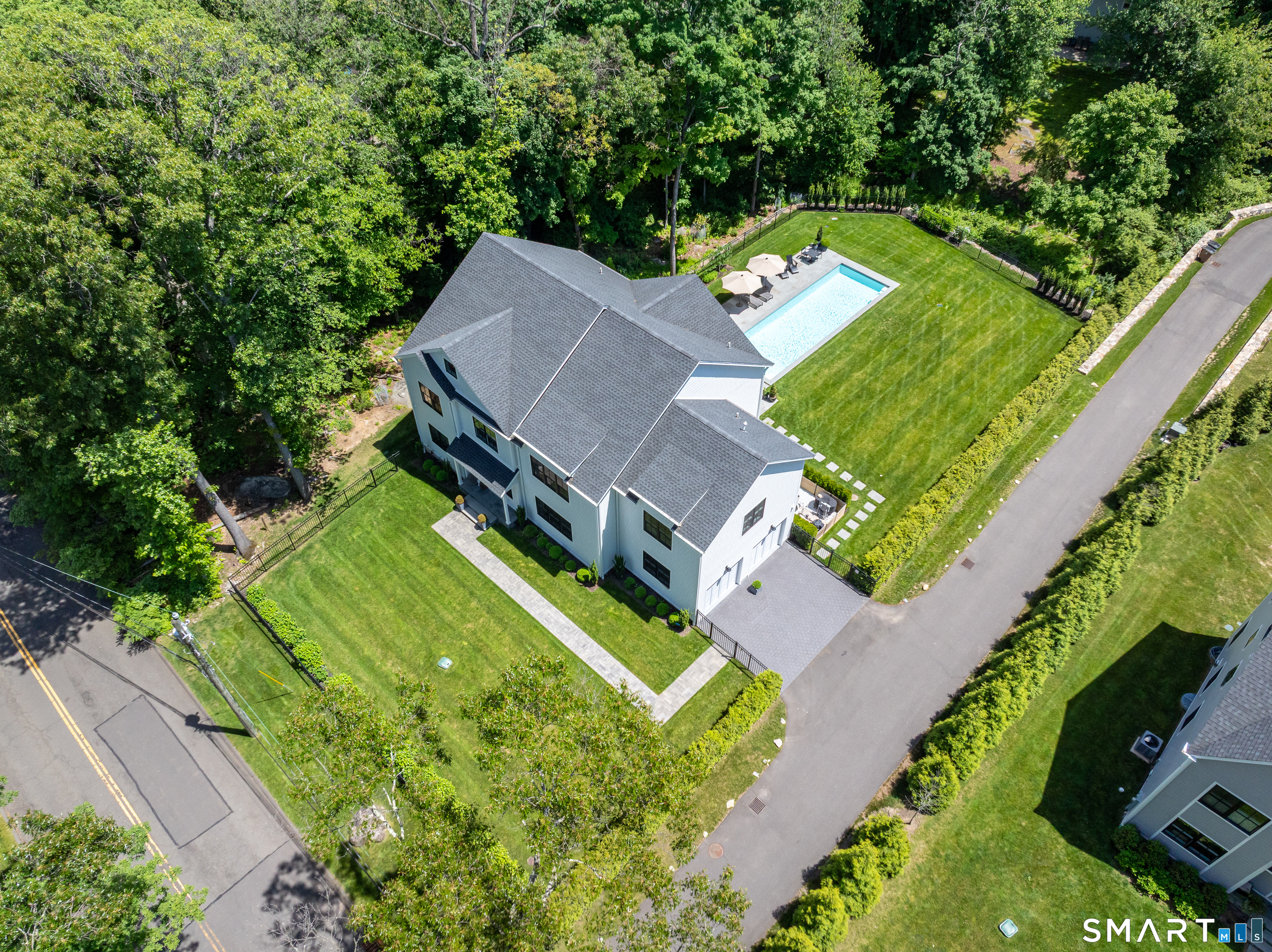 106 Pond Road Stamford CT 06902