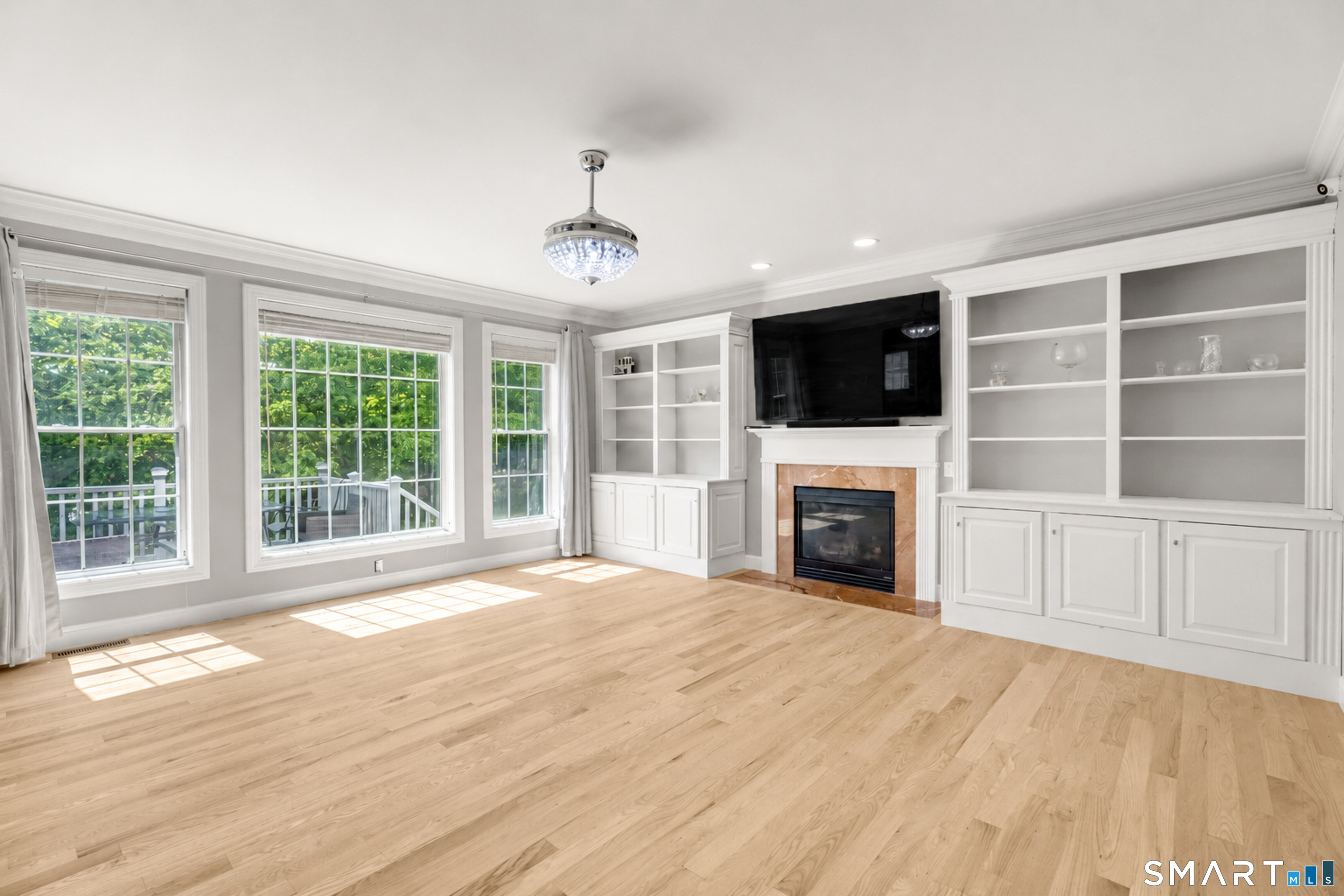 15 Maggie Lane Shelton CT 06484