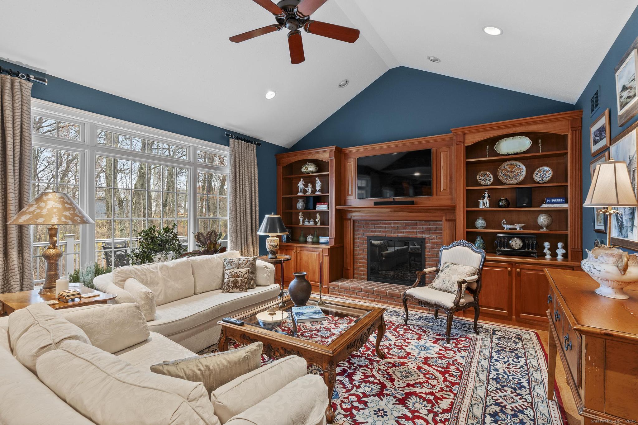 18 Daniel Circle Suffield CT 06078