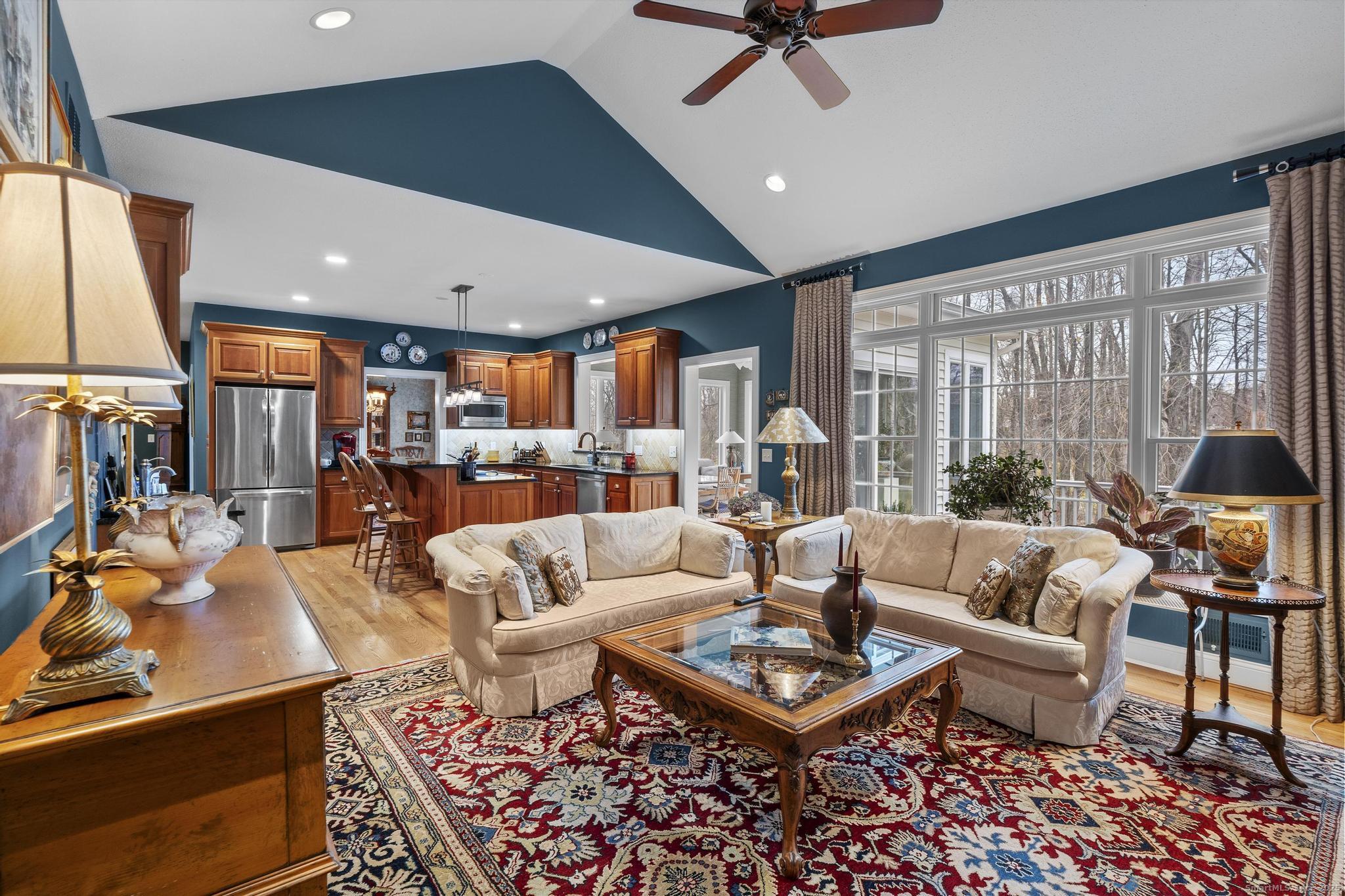 18 Daniel Circle Suffield CT 06078