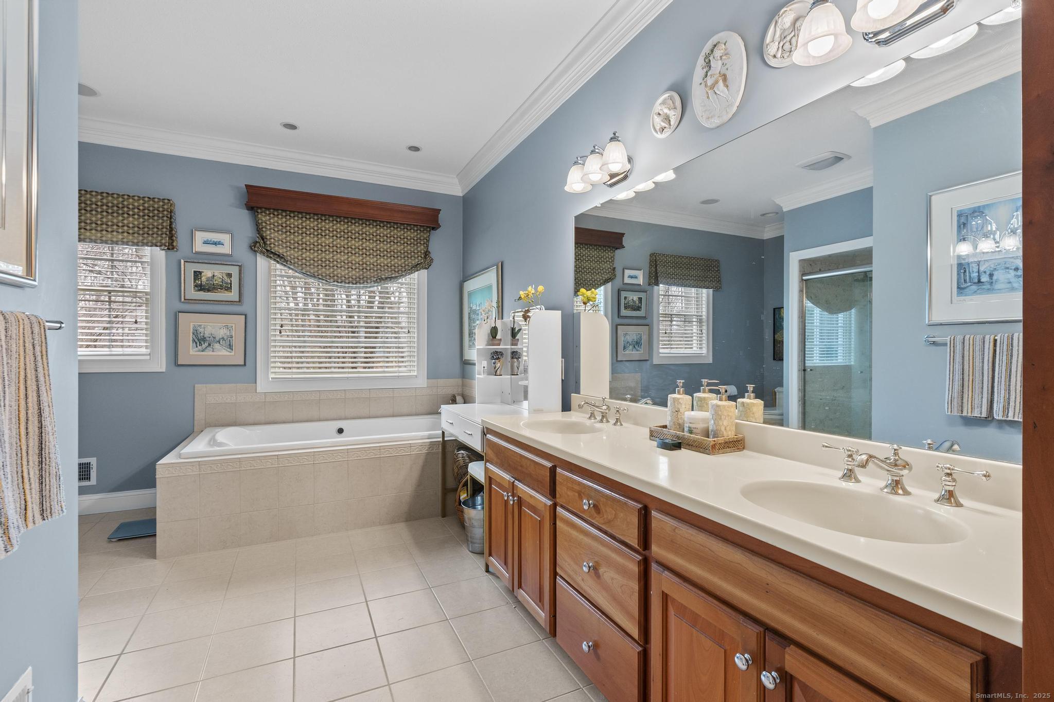 18 Daniel Circle Suffield CT 06078