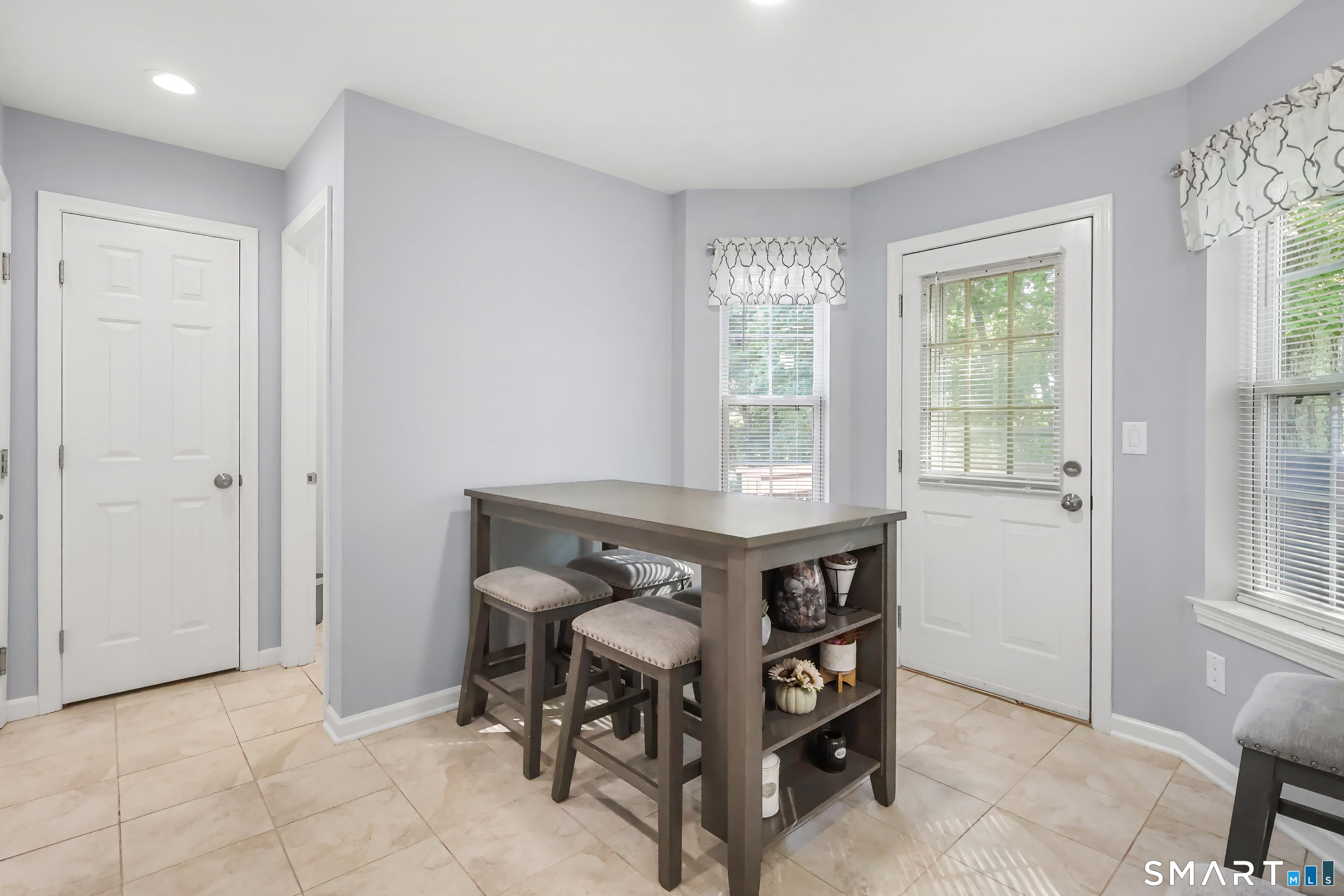 163 Dora Drive Middletown CT 06457