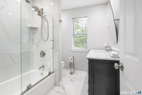163 Dora Drive Middletown CT 06457
