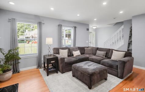163 Dora Drive Middletown CT 06457