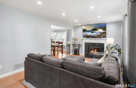 163 Dora Drive Middletown CT 06457