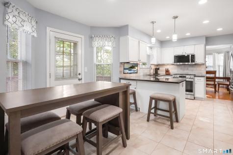 163 Dora Drive Middletown CT 06457