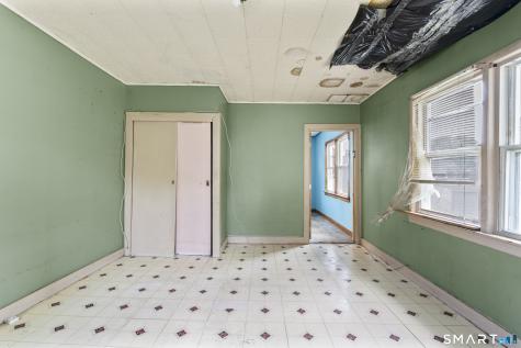 43 Wallace Street West Haven CT 06516