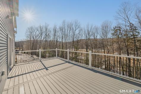 4 Jans Way Guilford CT 06437