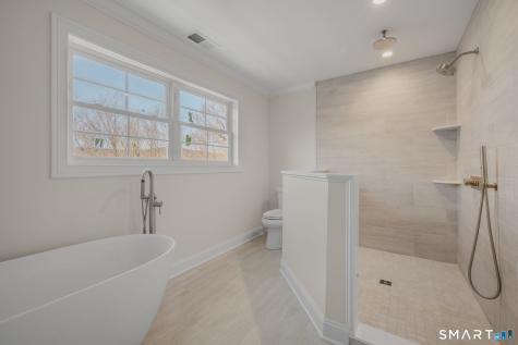 4 Jans Way Guilford CT 06437