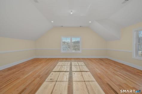 4 Jans Way Guilford CT 06437