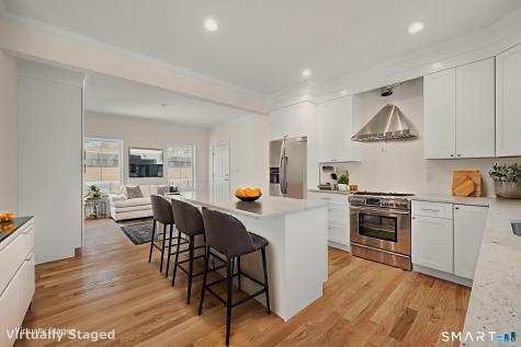 4 Jans Way Guilford CT 06437