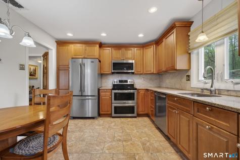 112 Lanes Pond Road North Branford CT 06472