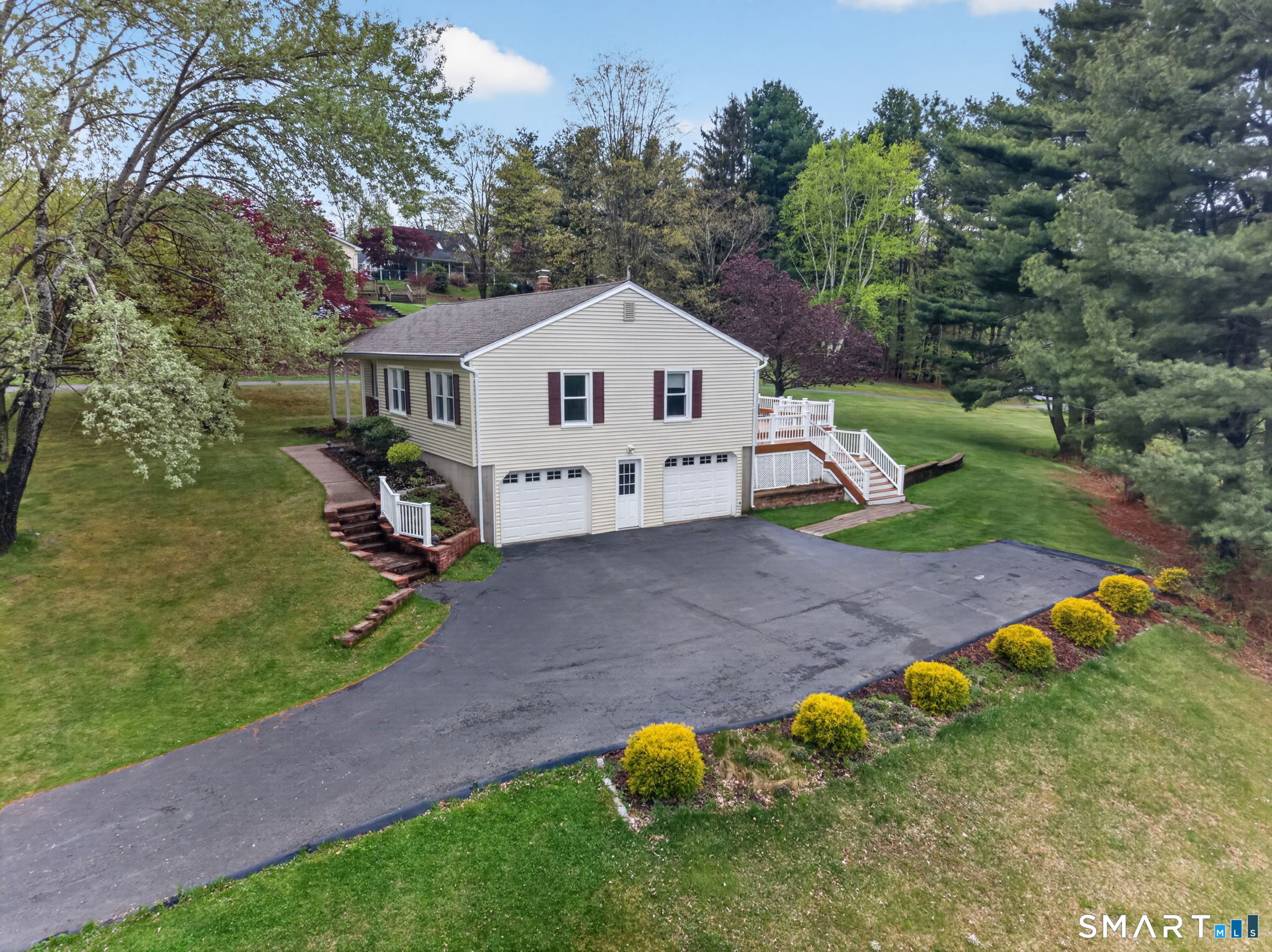 112 Lanes Pond Road North Branford CT 06472
