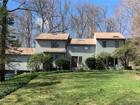 15 Weatherbell Drive Extension Norwalk CT 06851