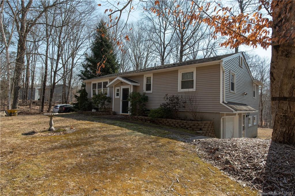 1674 Moose Hill Road Guilford CT 06437