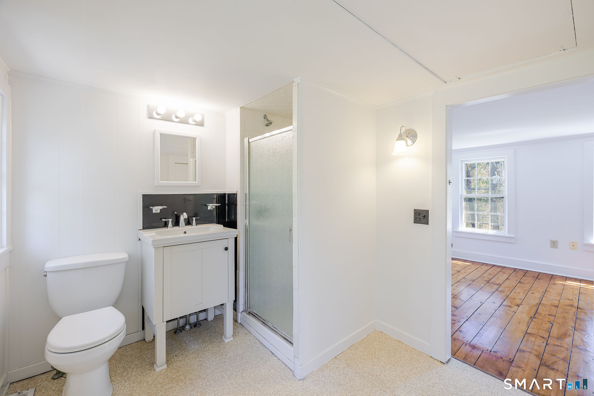 32 Pond Brook Road Newtown CT 06470