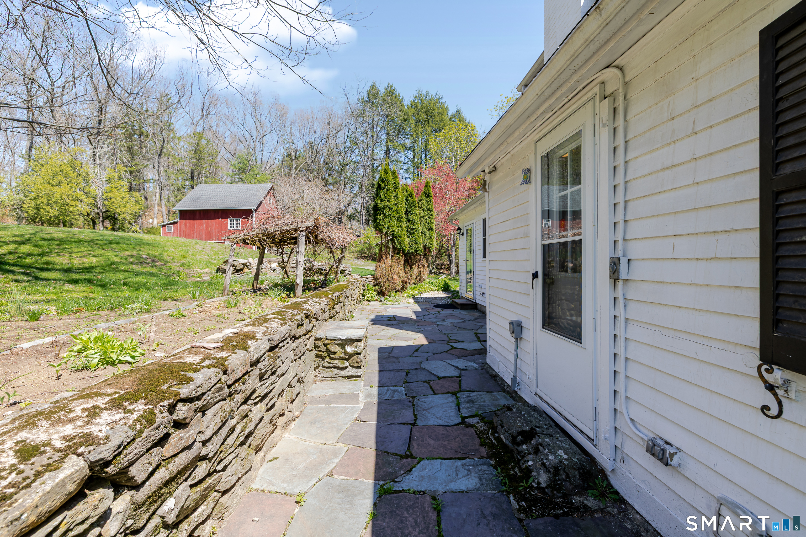 32 Pond Brook Road Newtown CT 06470