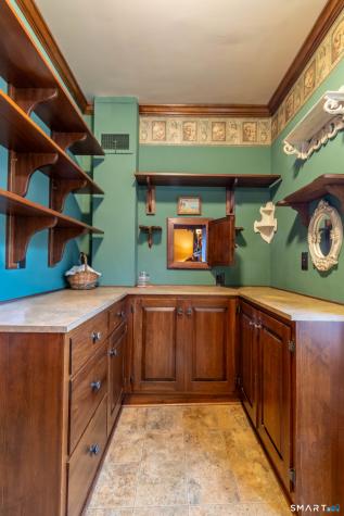 1040 Washington Street Middletown CT 06457