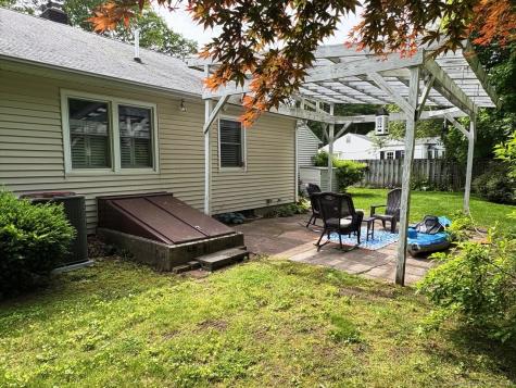 9 Lakeview Park Columbia CT 06237