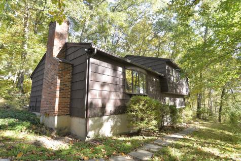 12 Reality Road Oxford CT 06478