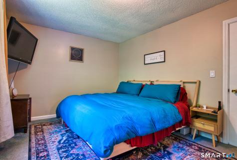 117 Melbourne Court Naugatuck CT 06770