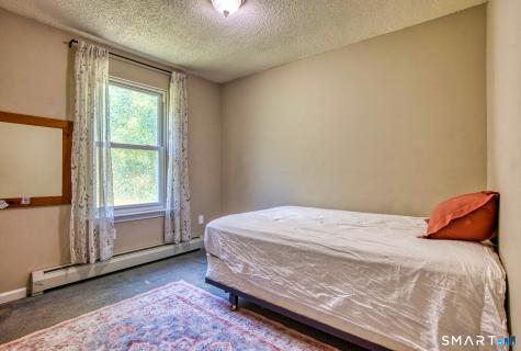 117 Melbourne Court Naugatuck CT 06770