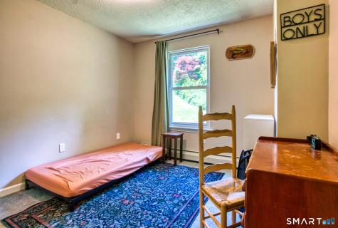 117 Melbourne Court Naugatuck CT 06770
