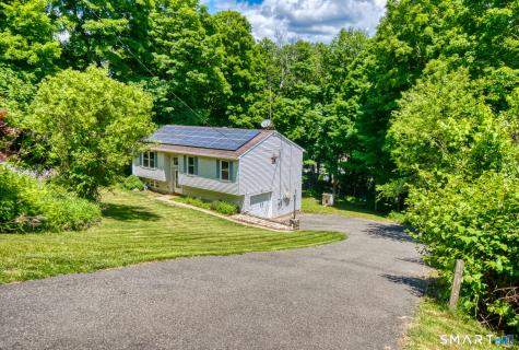 117 Melbourne Court Naugatuck CT 06770