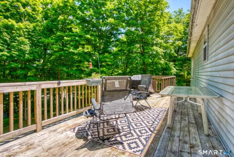 117 Melbourne Court Naugatuck CT 06770