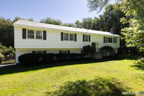 77 Pleasant Drive Bethany CT 06524