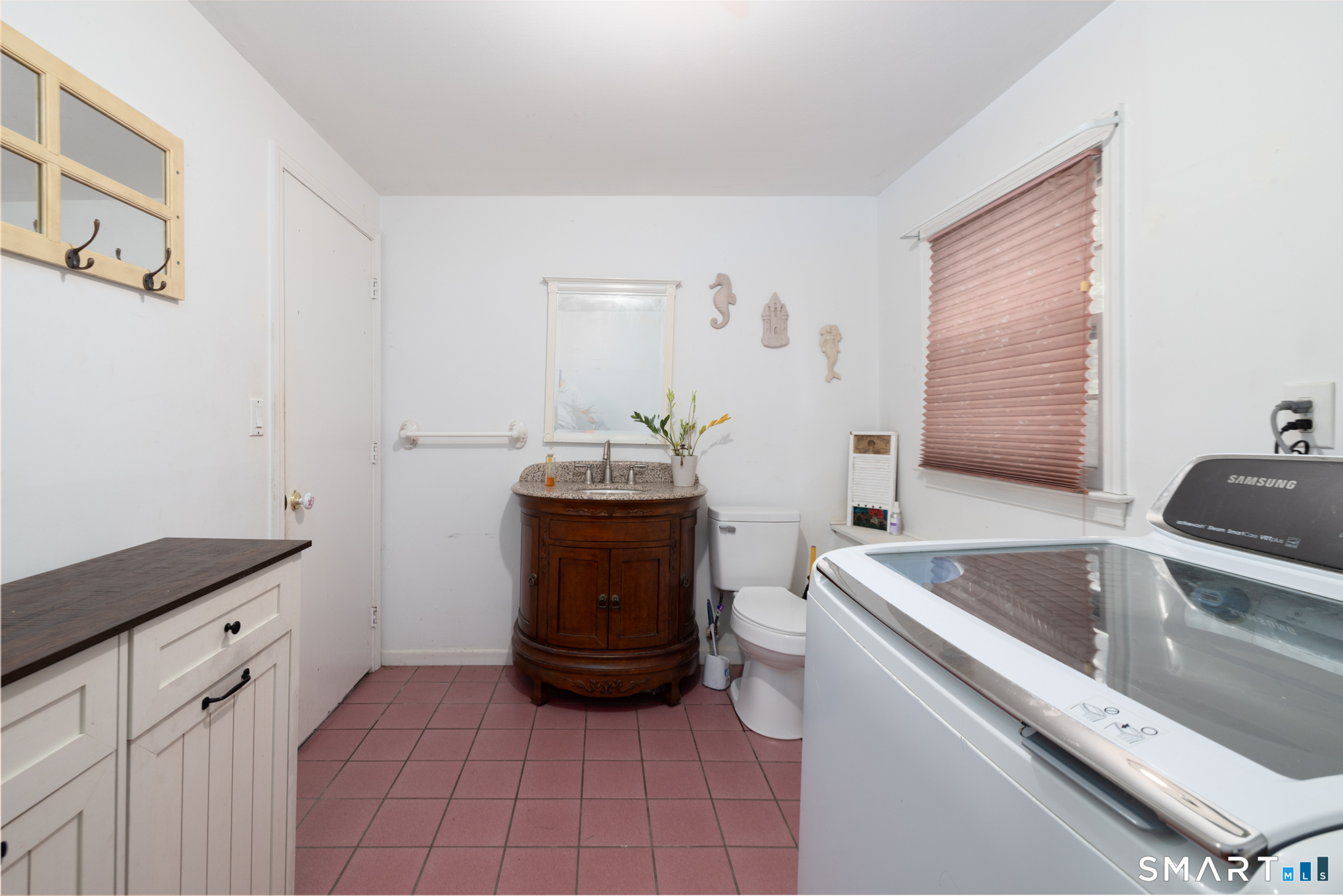 77 Pleasant Drive Bethany CT 06524