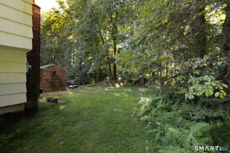 77 Pleasant Drive Bethany CT 06524
