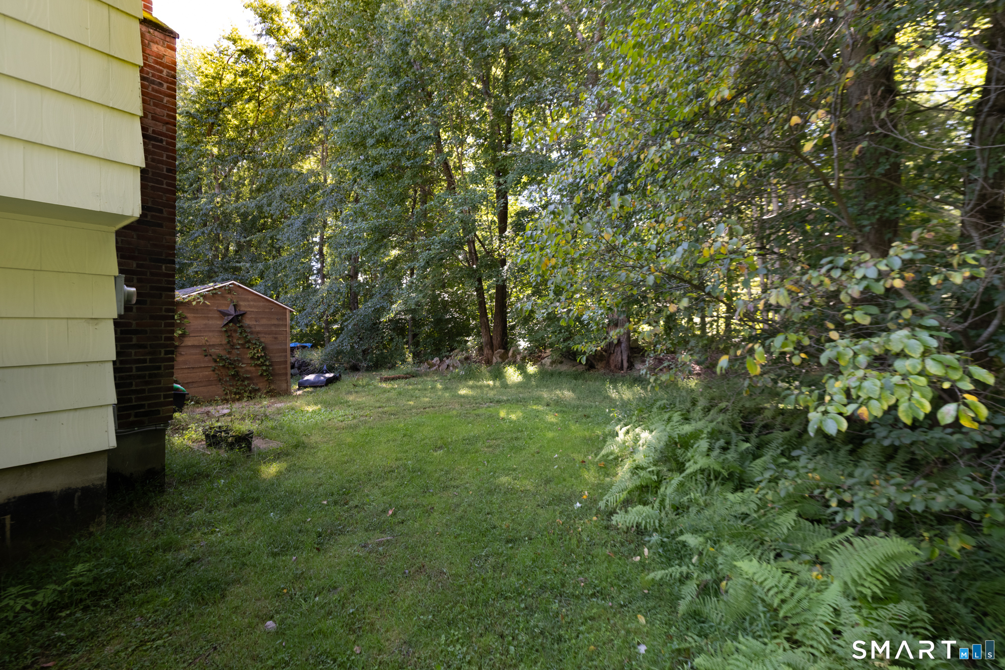 77 Pleasant Drive Bethany CT 06524